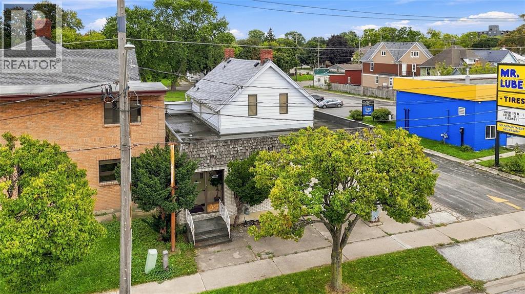 148 Vidal Street North Property Photo 45