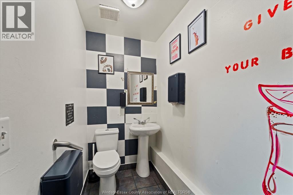 58 Talbot Street North Property Photo 31