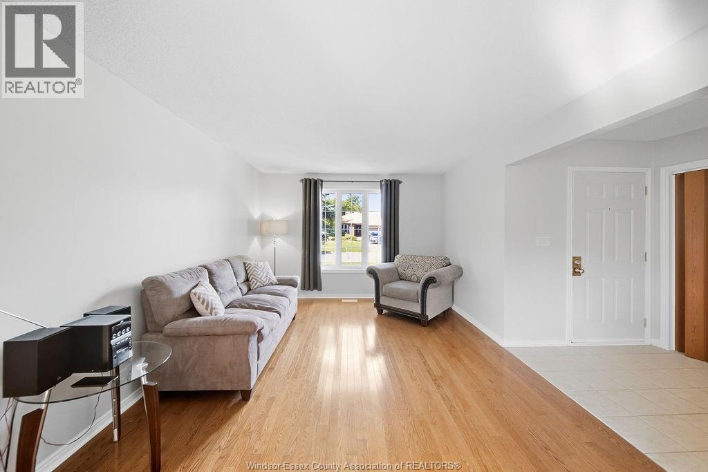 12091 Oliver Property Photo 7