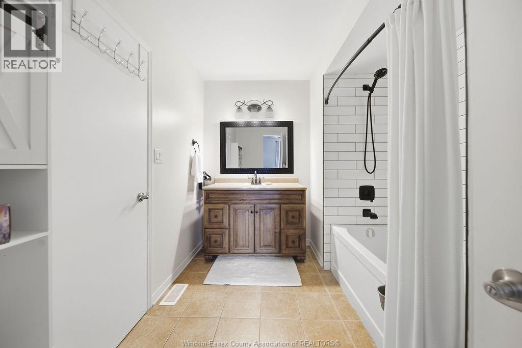 12091 Oliver Property Photo 23