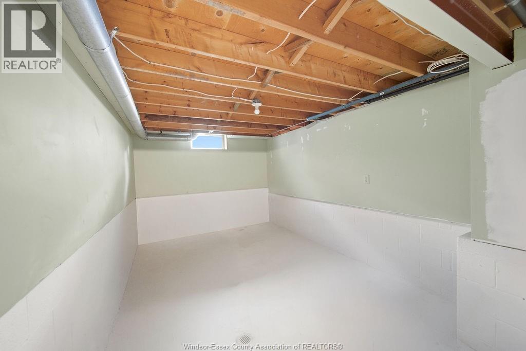 12091 Oliver Property Photo 39