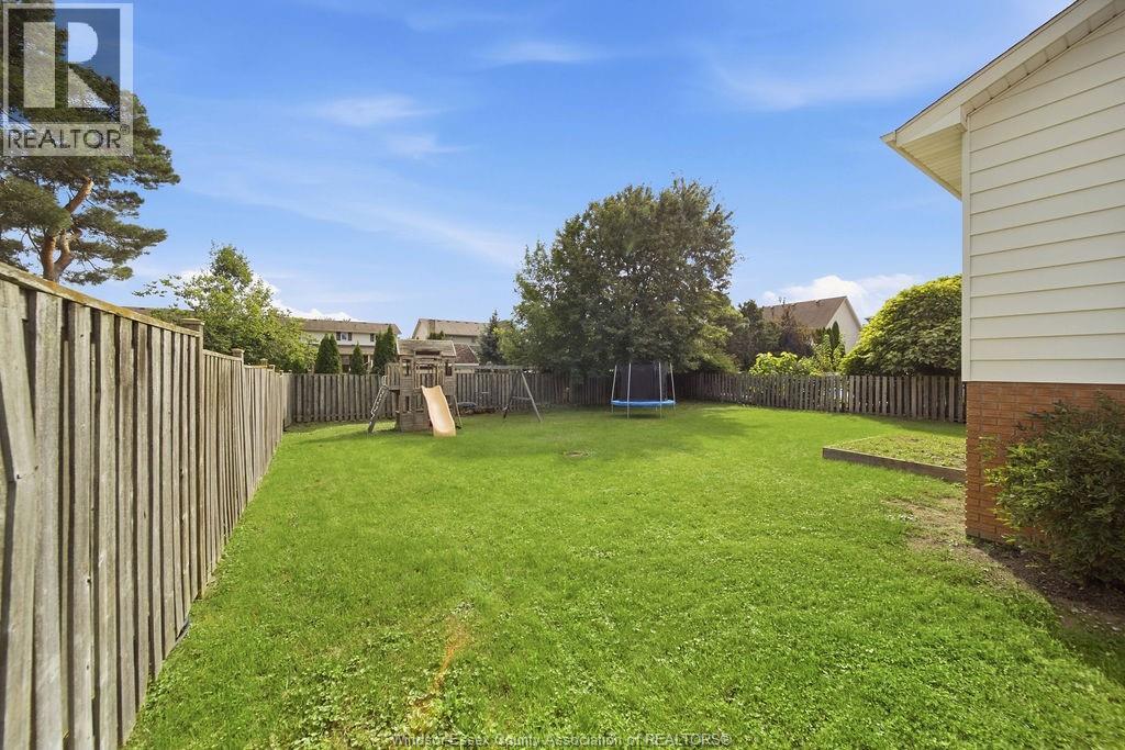 12091 Oliver Property Photo 45