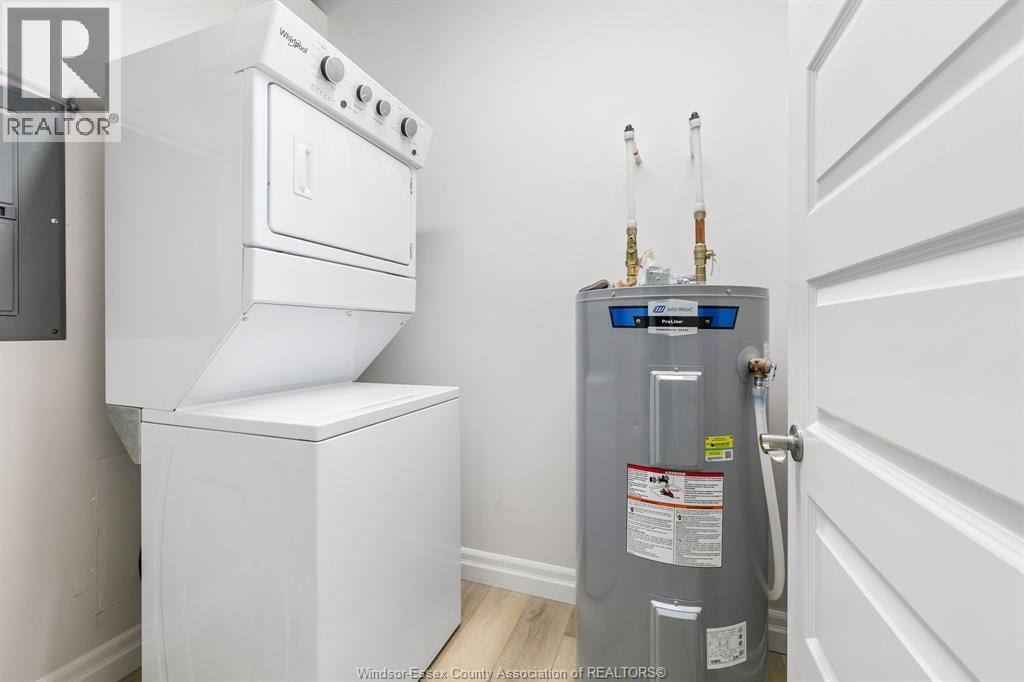 5841 Malden Square Unit# 206 Property Photo 14