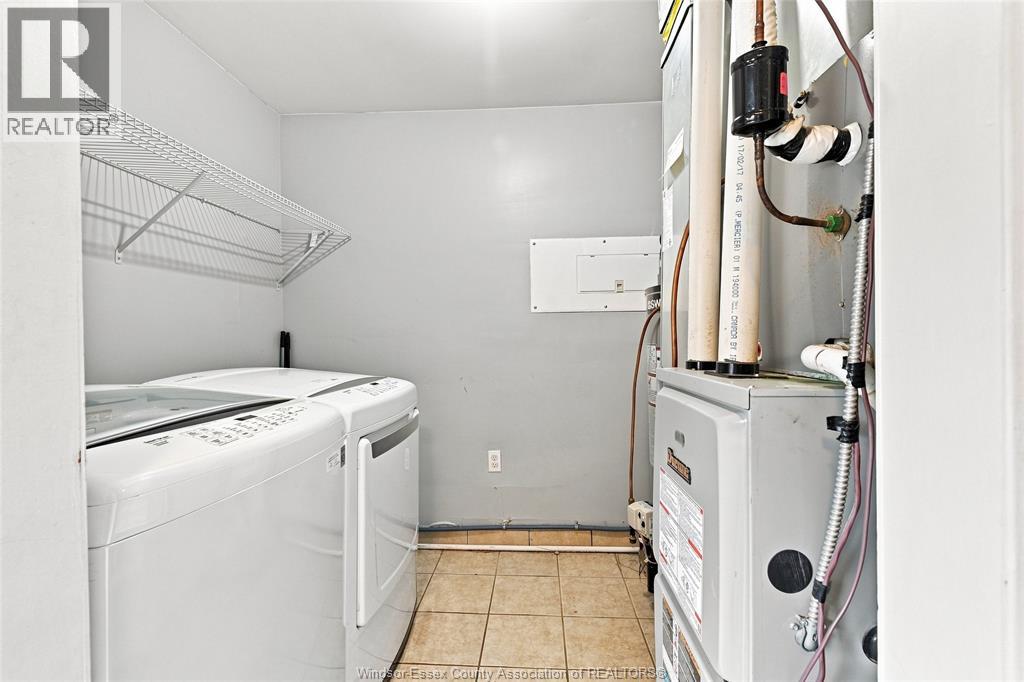 3453 Walker Road Property Photo 12