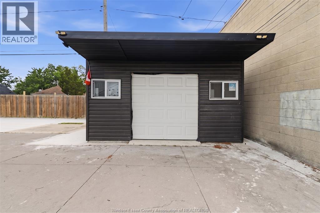 3453 Walker Road Property Photo 17
