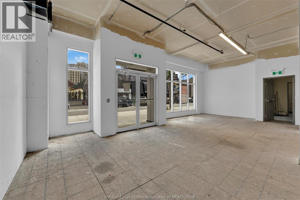 38-44 Chatham Street East Property Photo 3