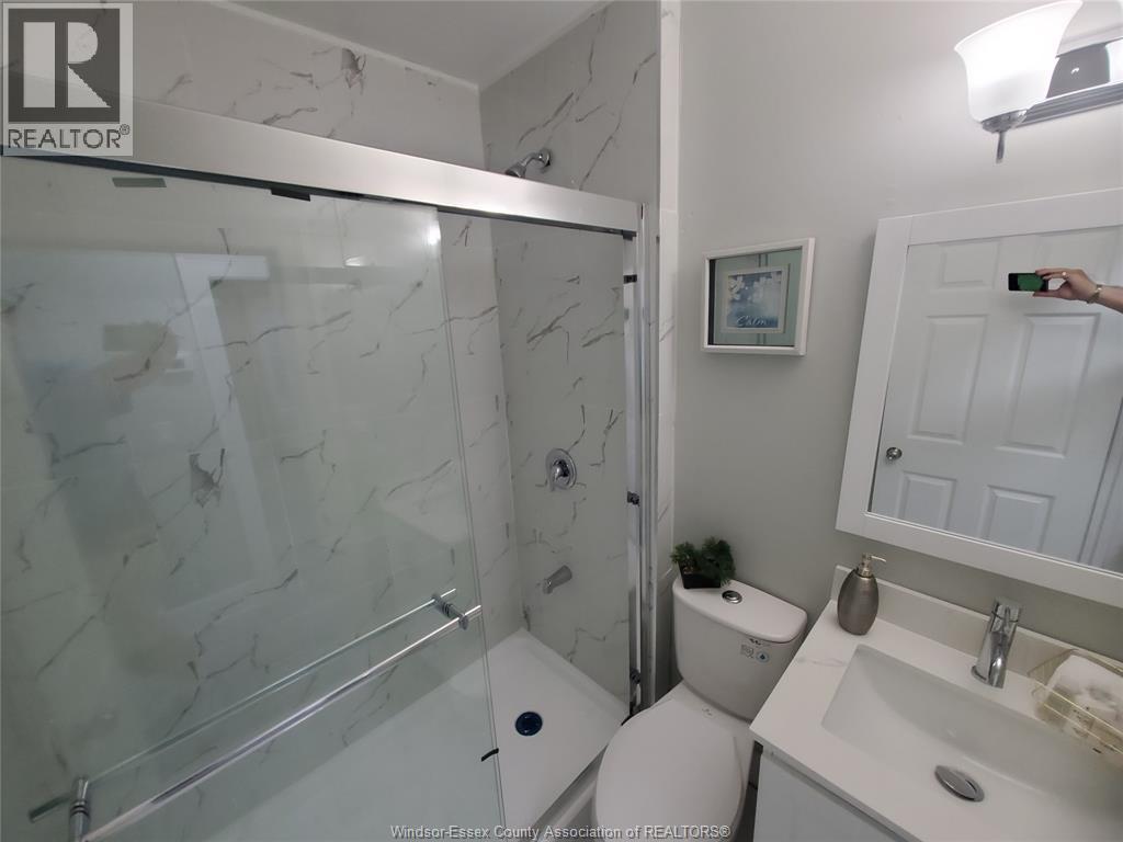 3587 Bloomfield Property Photo 19
