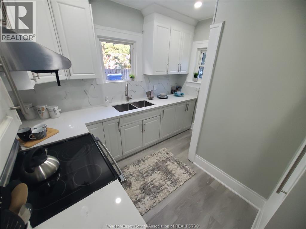 3587 Bloomfield Property Photo 25