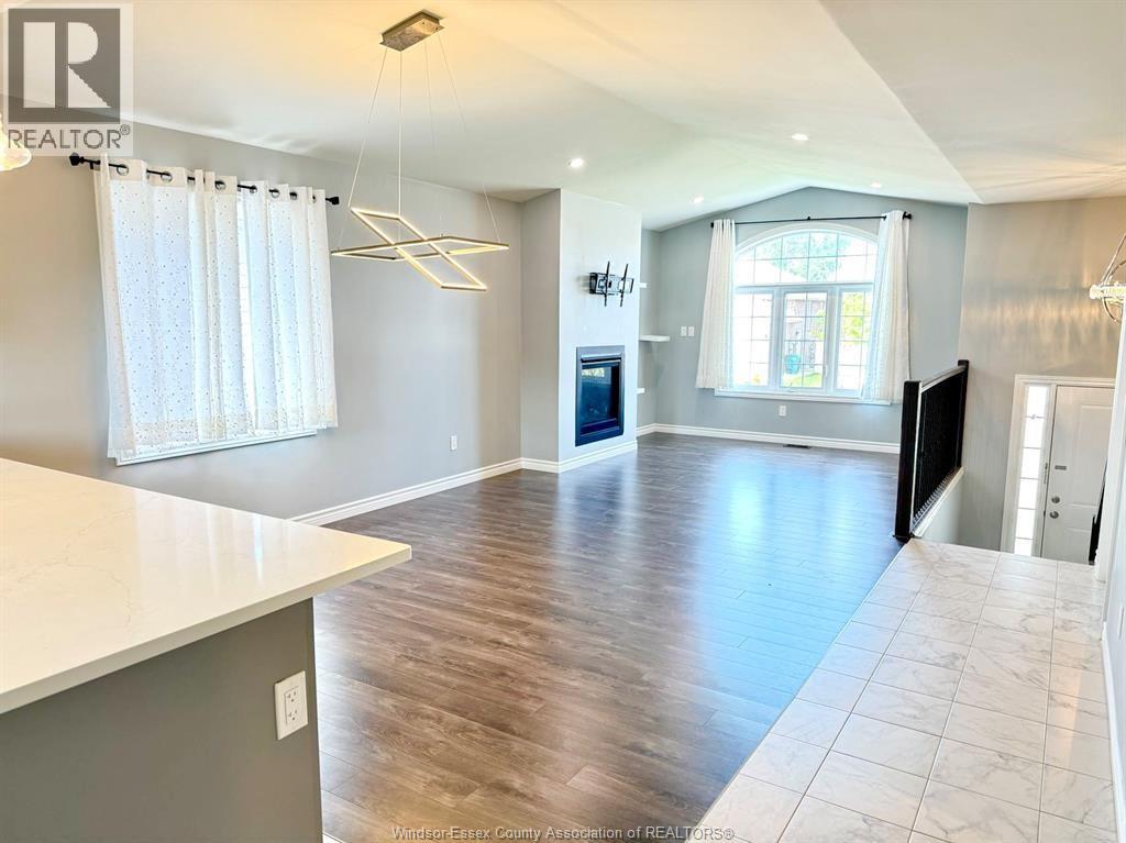 1076 Lublin Avenue Property Photo 3