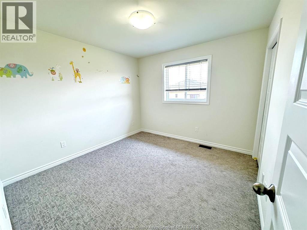 1076 Lublin Avenue Property Photo 9
