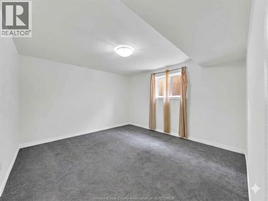 1076 Lublin Avenue Property Photo 15