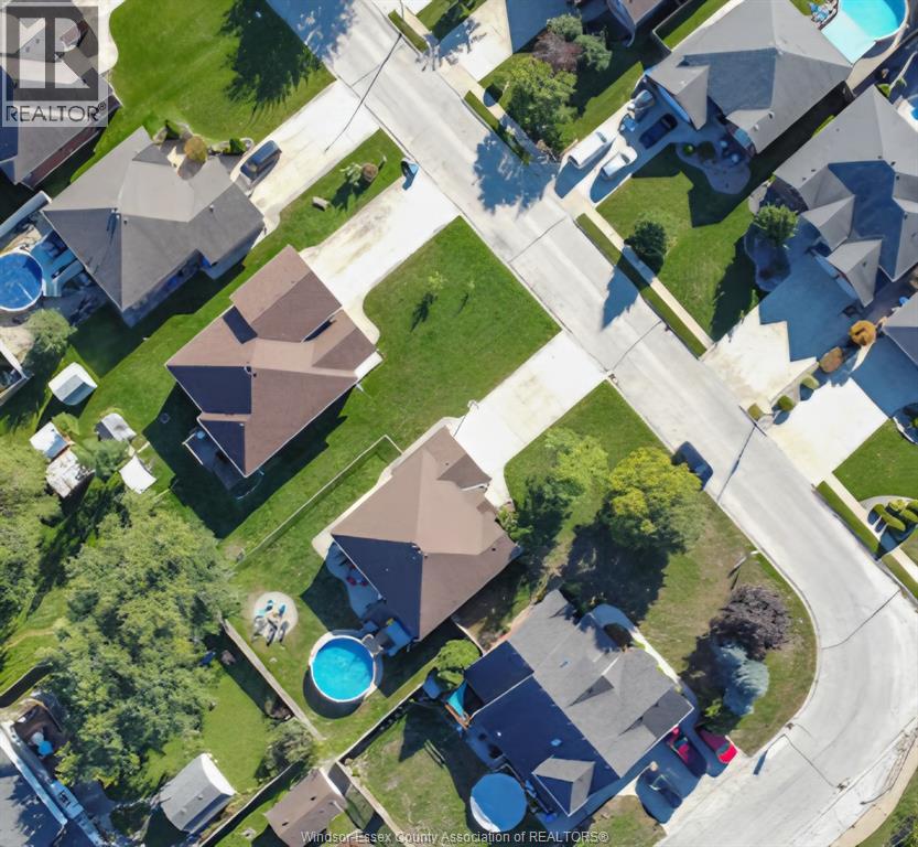 2520 Le Boeuf Property Photo 2