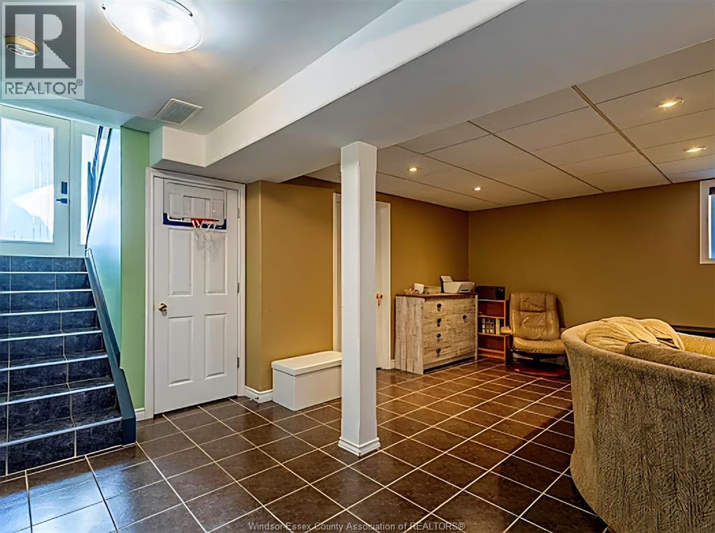 2520 Le Boeuf Property Photo 11