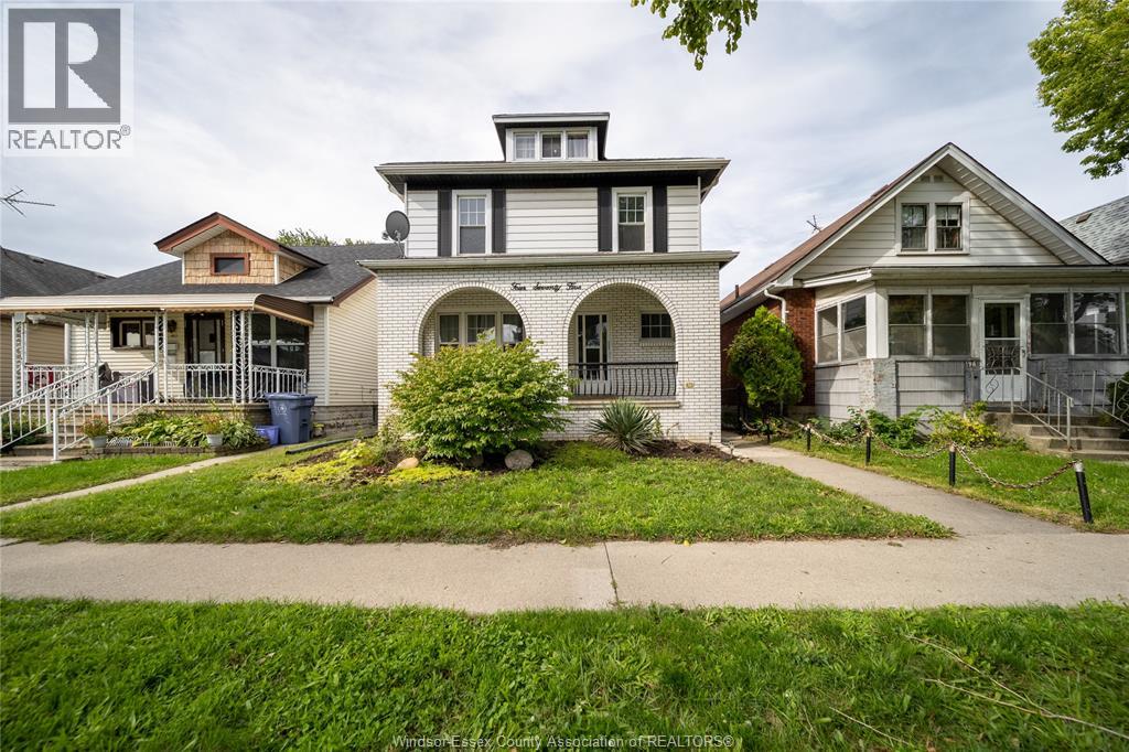 475 MCKAY AVENUE Property Photo 1