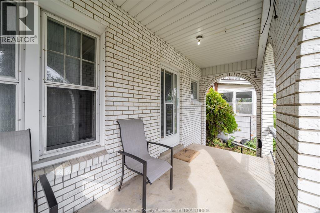 475 Mckay Avenue Property Photo 2