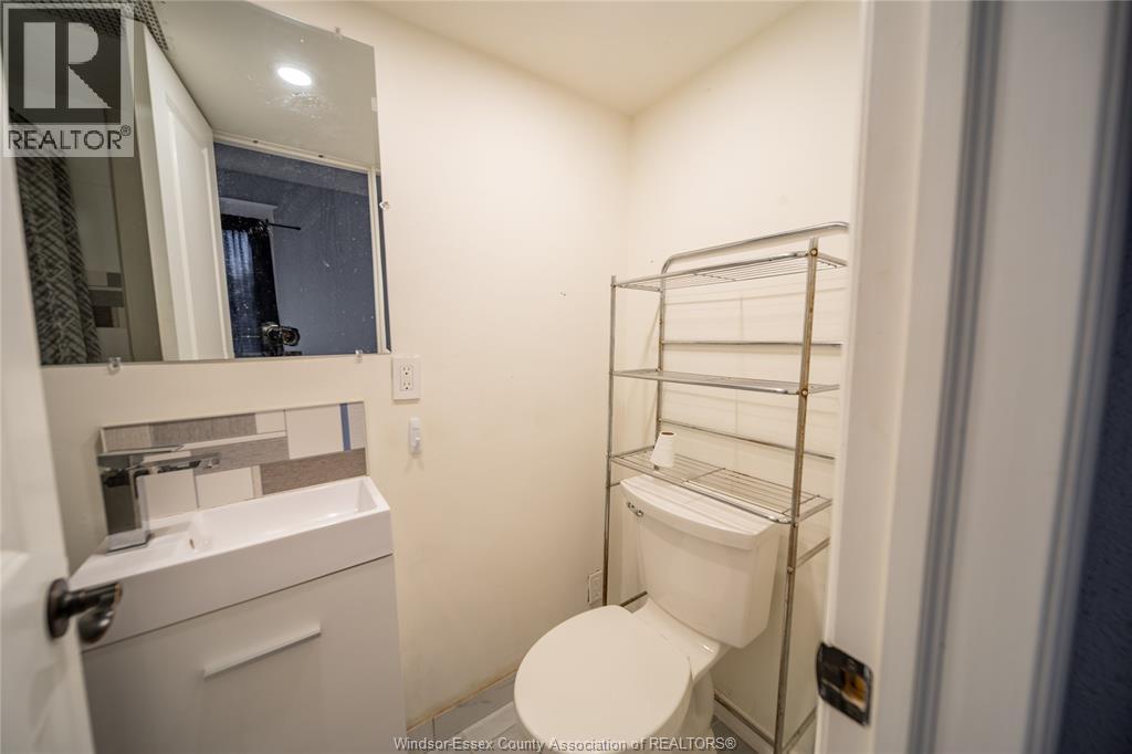 475 Mckay Avenue Property Photo 11