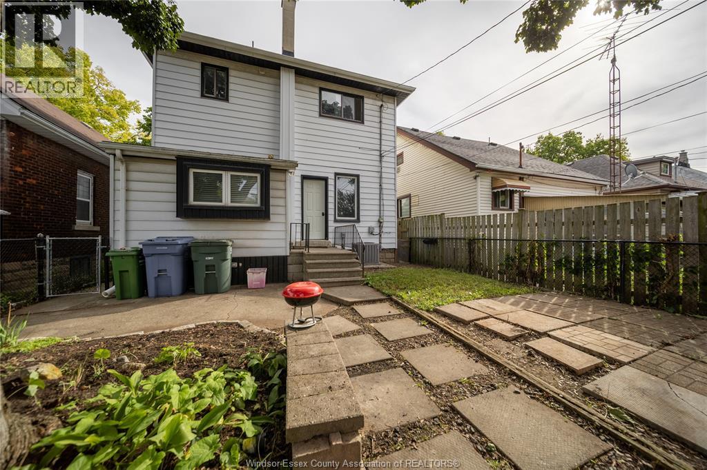 475 Mckay Avenue Property Photo 29