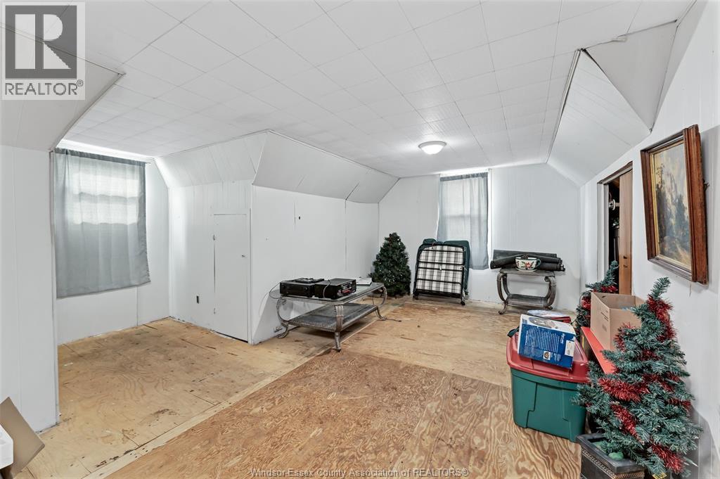 2322 Byng Road Property Photo 19