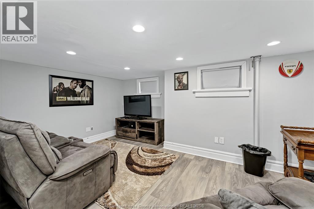 2322 Byng Road Property Photo 22