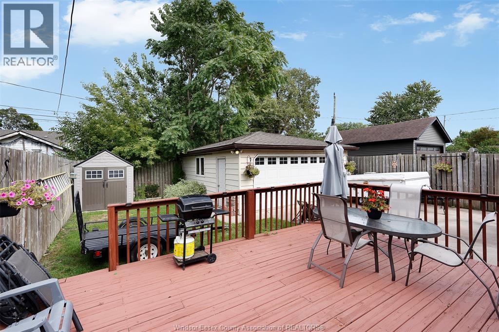 2322 Byng Road Property Photo 32