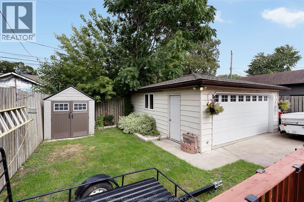 2322 Byng Road Property Photo 33