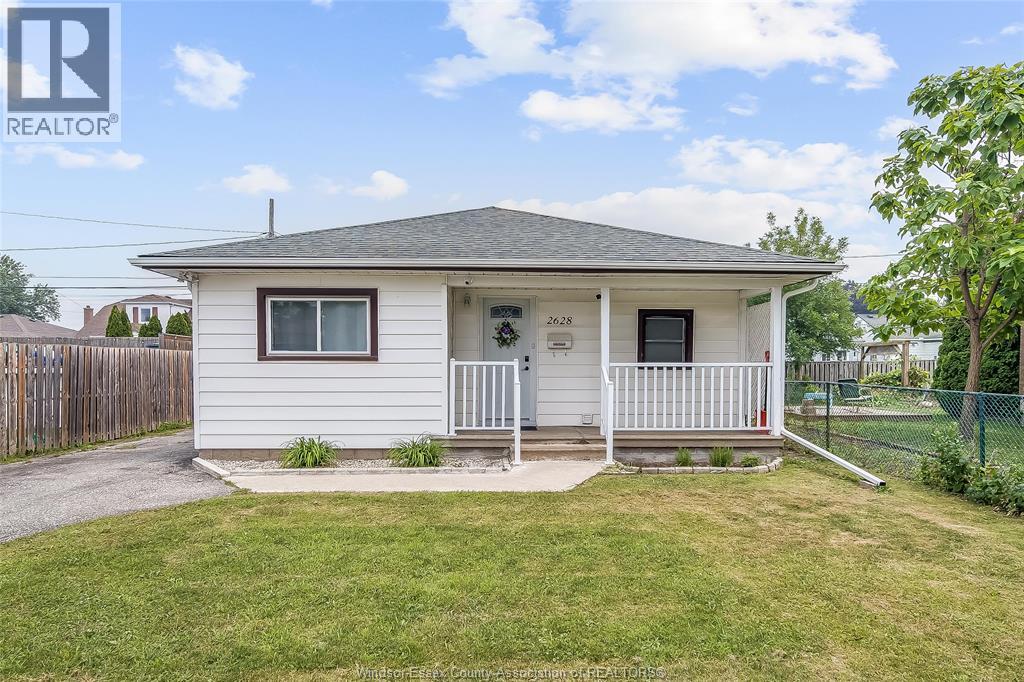 2628 Meighen Road Property Photo 1