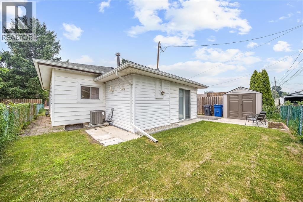 2628 Meighen Road Property Photo 28