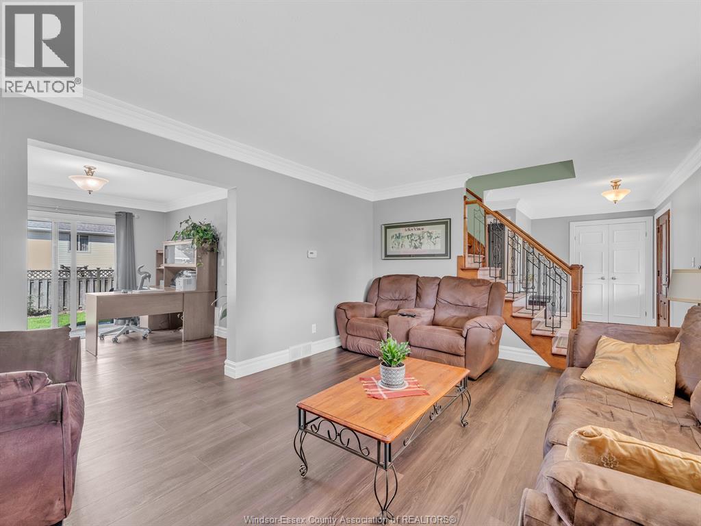 503 Regent Property Photo 8