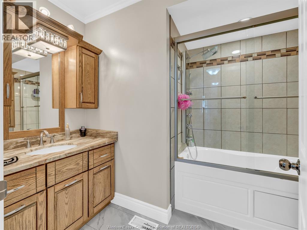 503 Regent Property Photo 26
