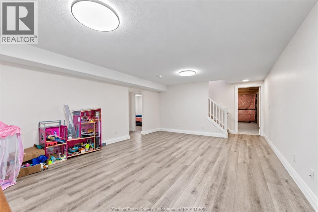2 Delft Court Property Photo 18