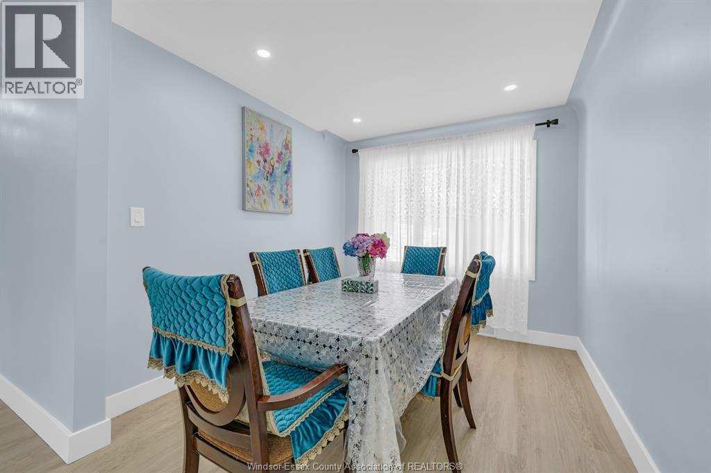 3660 Roxborough Property Photo 8