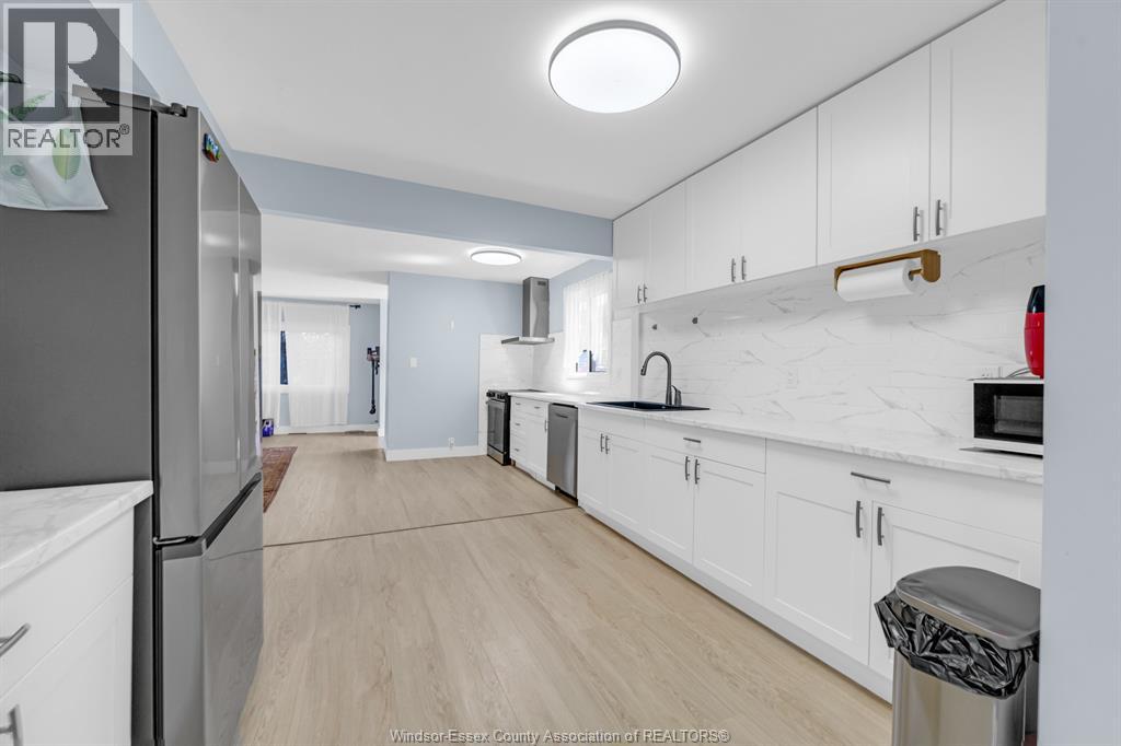 3660 Roxborough Property Photo 11