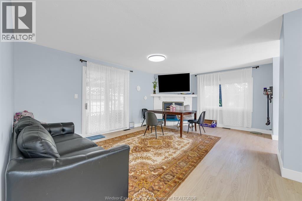 3660 Roxborough Property Photo 15