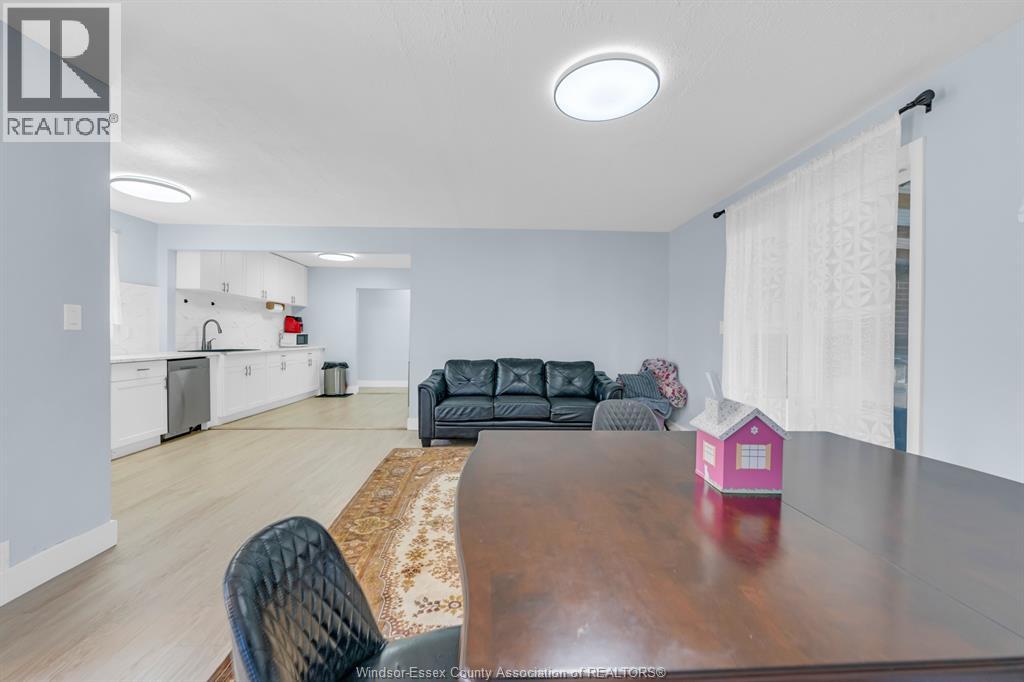 3660 Roxborough Property Photo 18