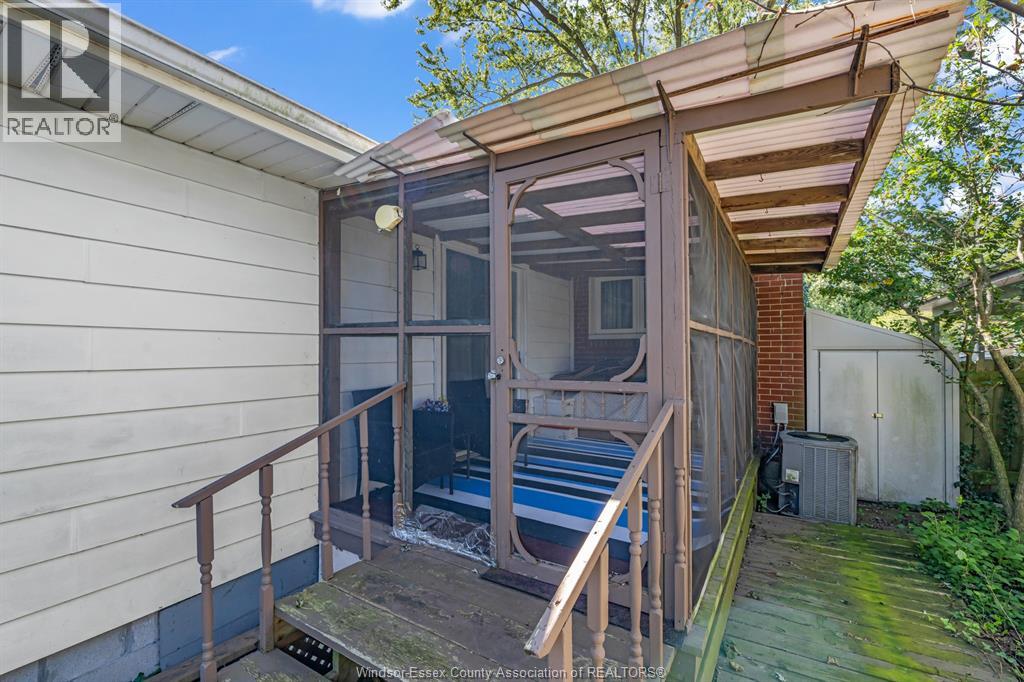 3660 Roxborough Property Photo 34