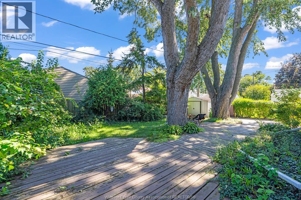 3660 Roxborough Property Photo 38