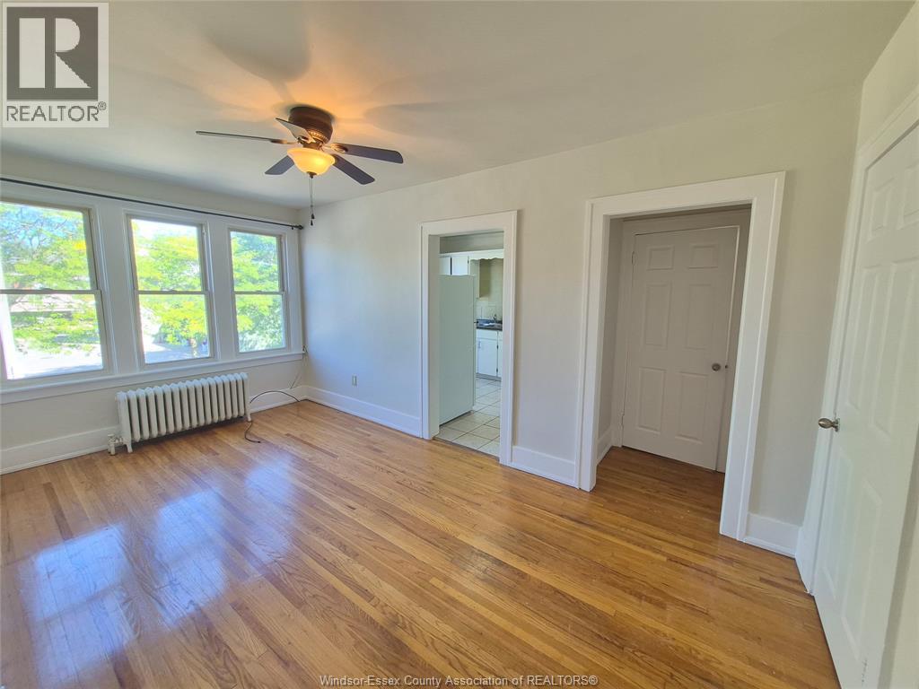 1603-1611 University Avenue West Property Photo 13