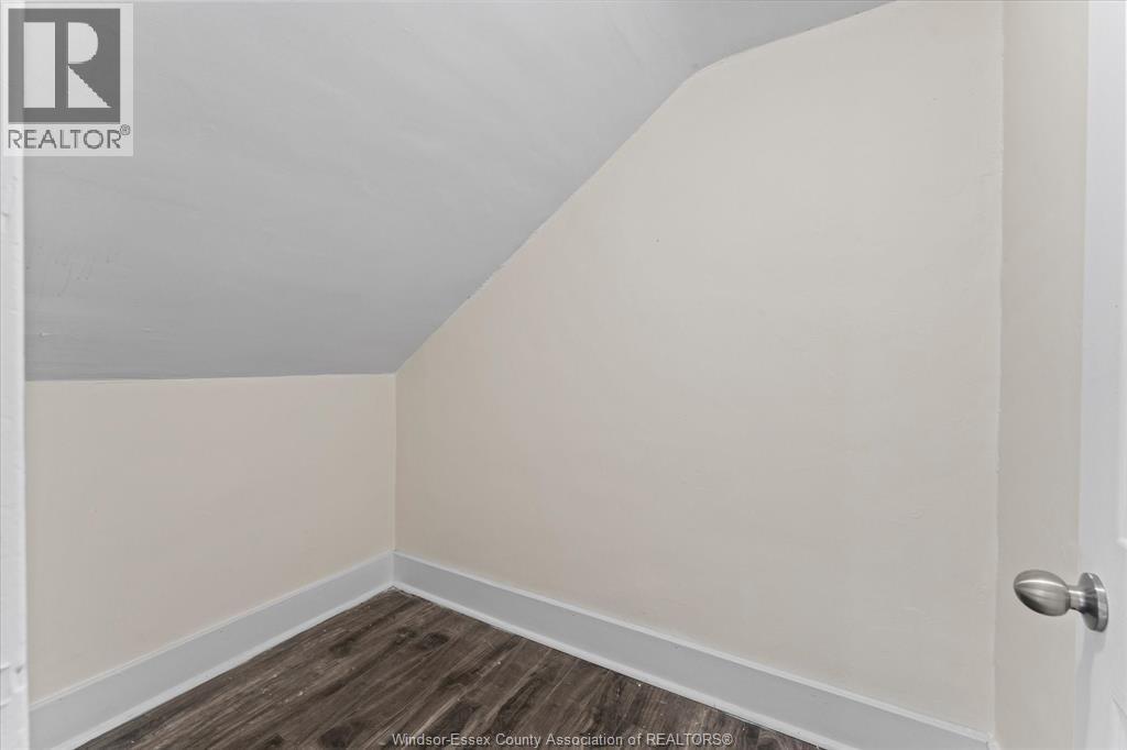 3185 Donnelly Property Photo 10
