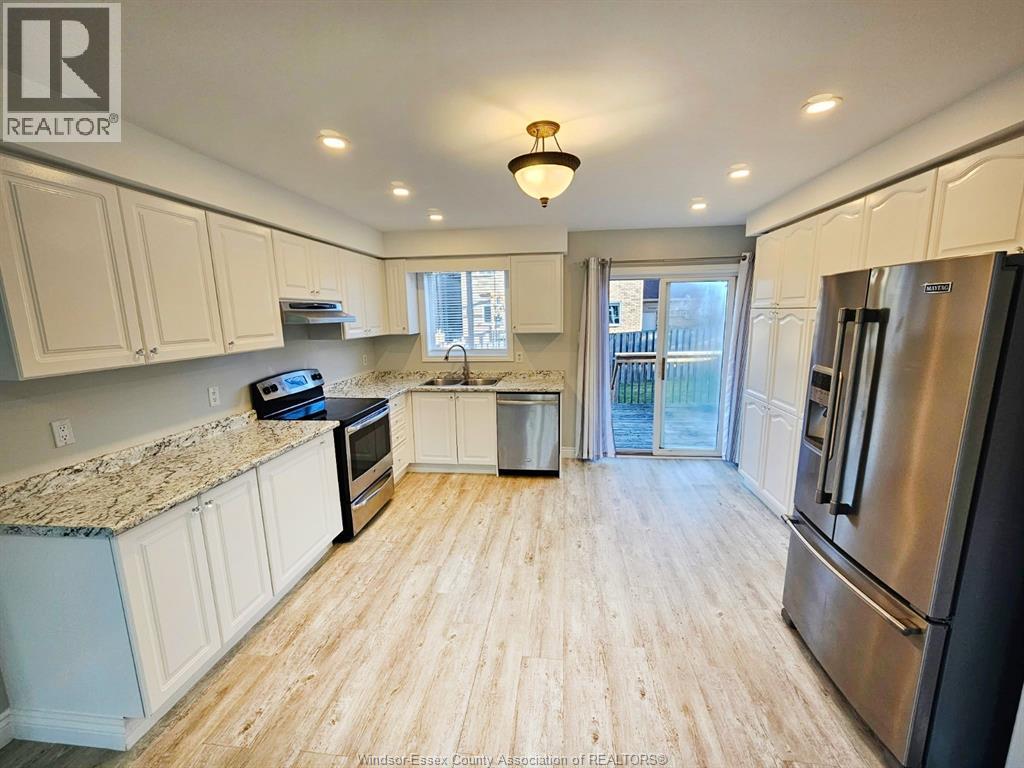 201 Hanmer Street East Property Photo 5