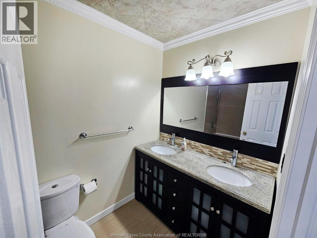 201 Hanmer Street East Property Photo 11