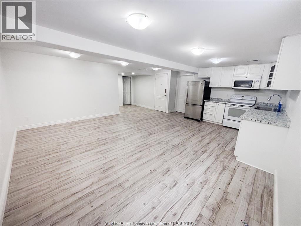 201 Hanmer Street East Property Photo 17