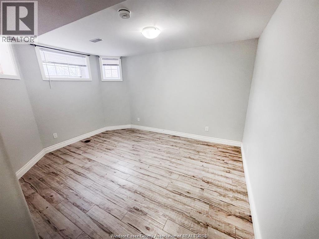 201 Hanmer Street East Property Photo 18