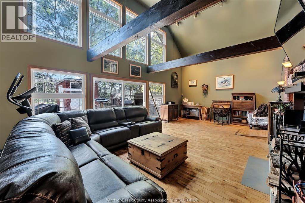 4220 Queen's Line Property Photo 6
