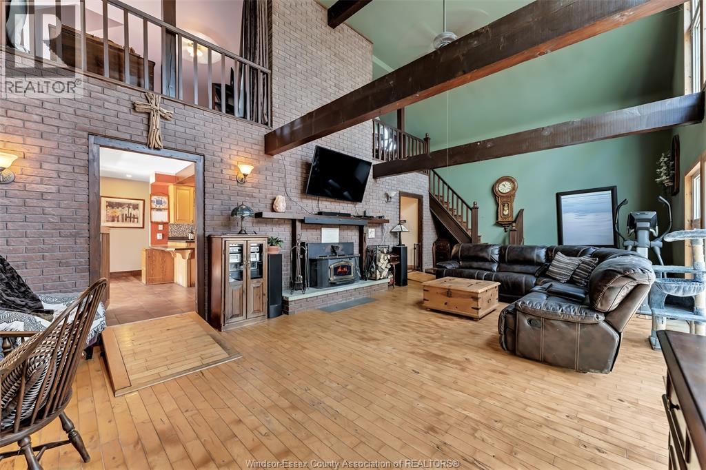 4220 Queen's Line Property Photo 8