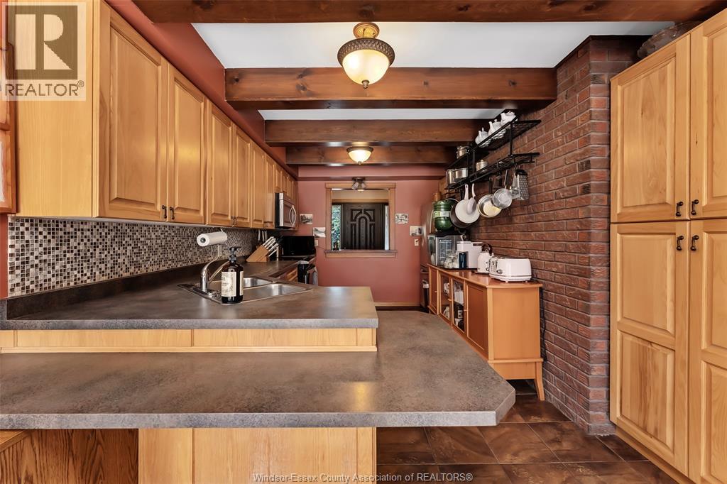 4220 Queen's Line Property Photo 12