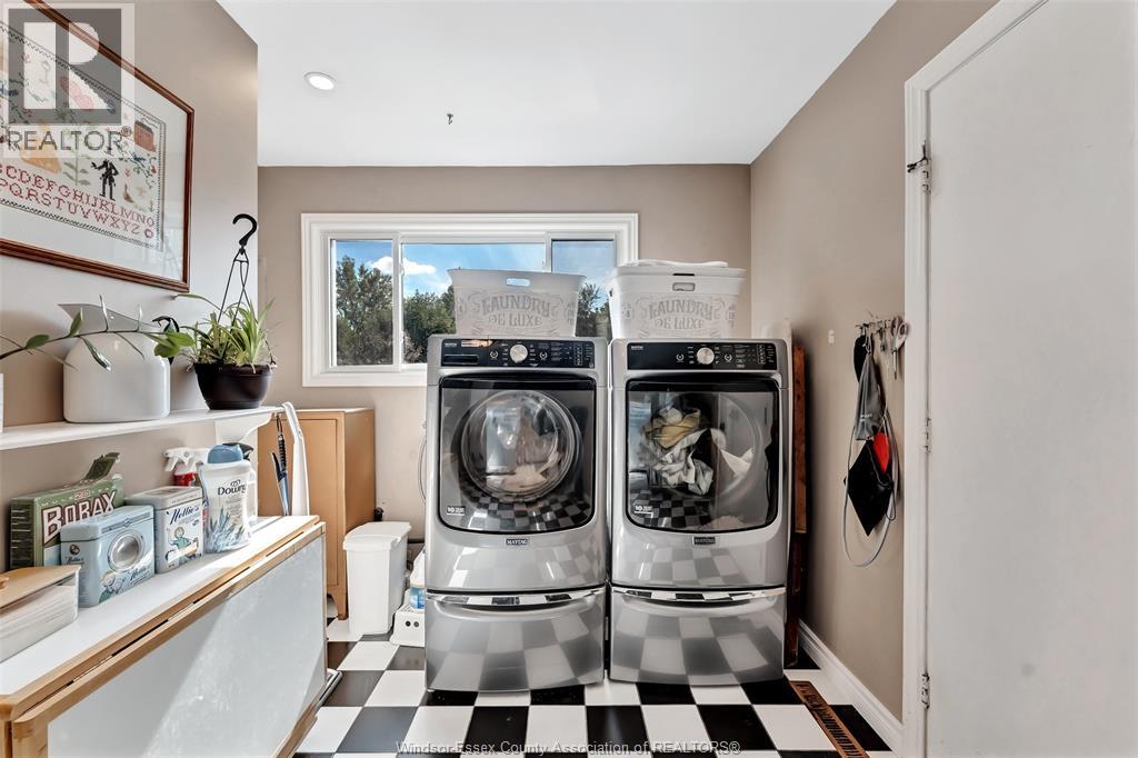 4220 Queen's Line Property Photo 16