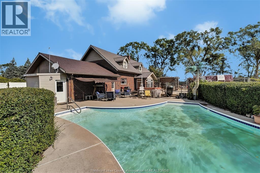 4220 Queen's Line Property Photo 24