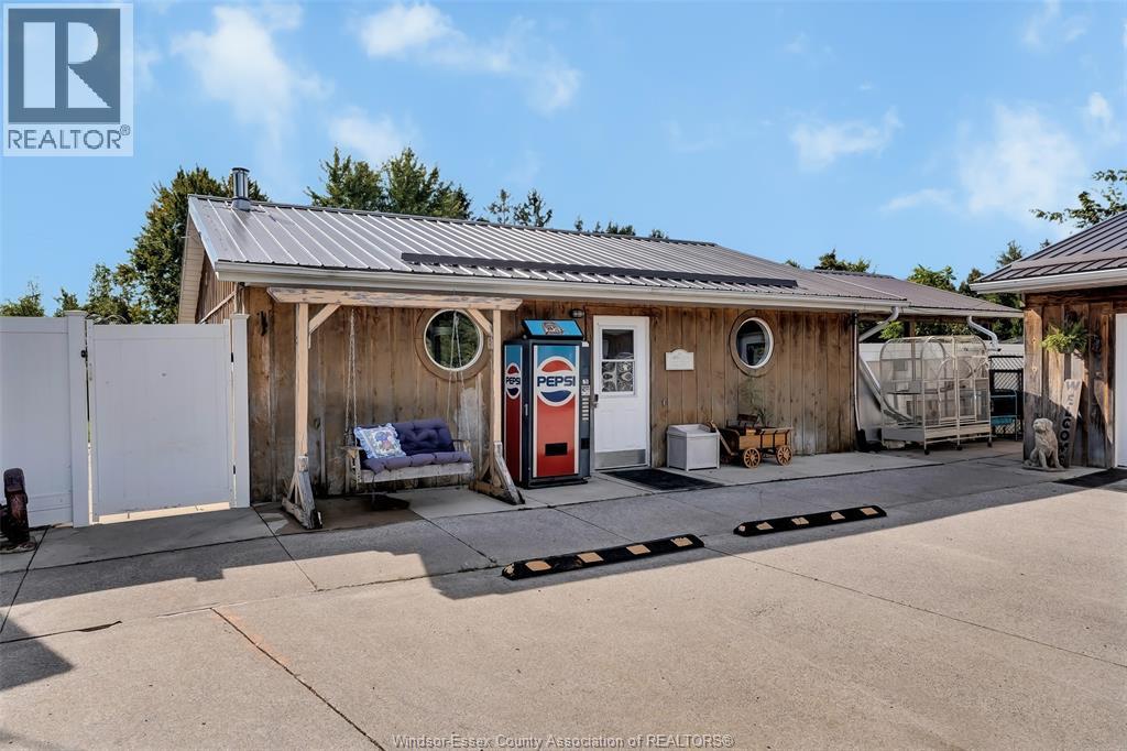 4220 Queen's Line Property Photo 29