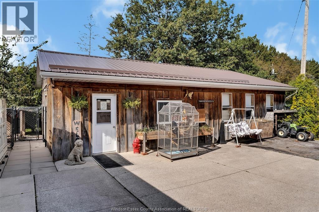 4220 Queen's Line Property Photo 30