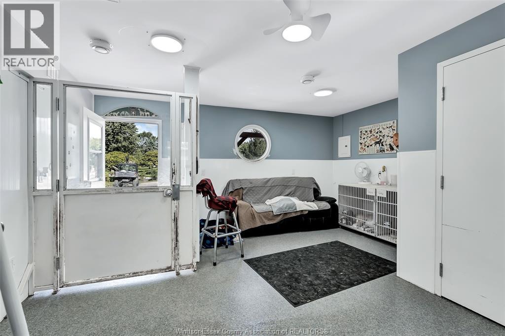 4220 Queen's Line Property Photo 34